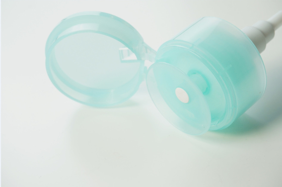 PP plástico cosmético 33/410 pompa de distribuição de esmalte de unhas com rolha de silicone